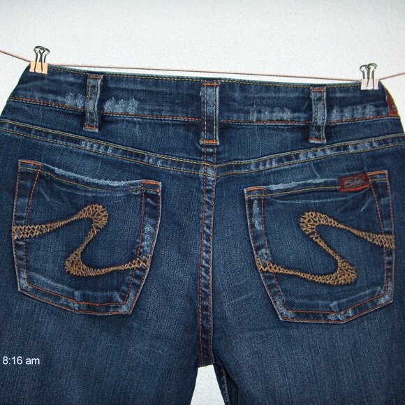 Silver Jeans, Tia, Measure 35"-38" Waist, 31" Inseam - Picture 7 of 9
